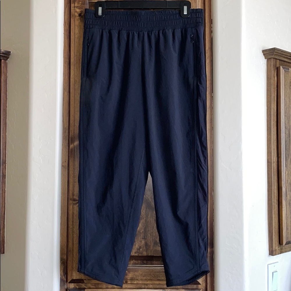 Lululemon day pant